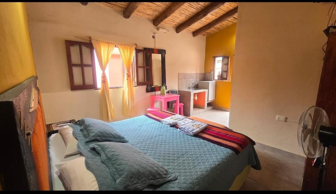 Hostal Paseo De Los Colorados Purmamarca Kamer foto